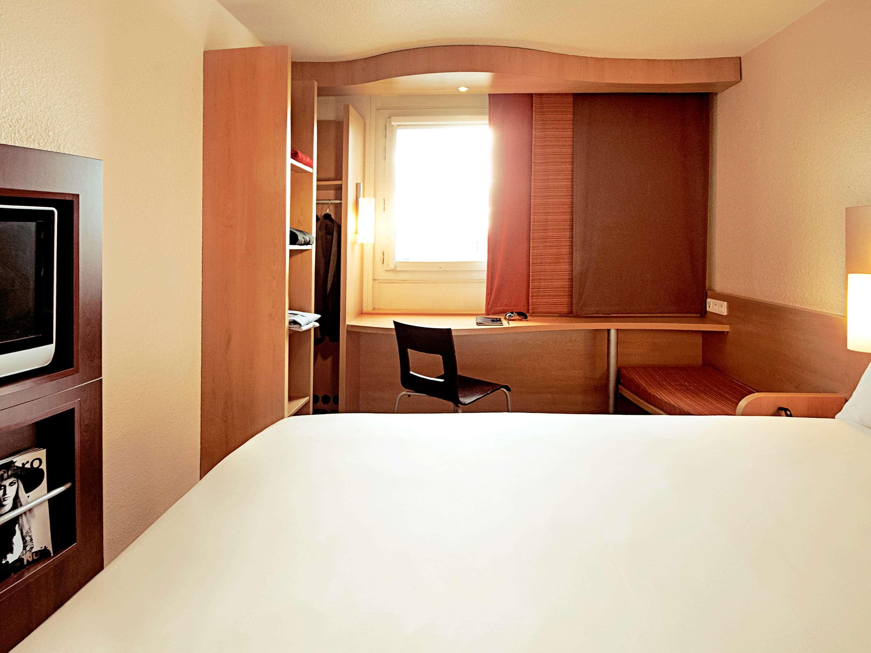 Hotel Ibis Sisteron Exterior foto