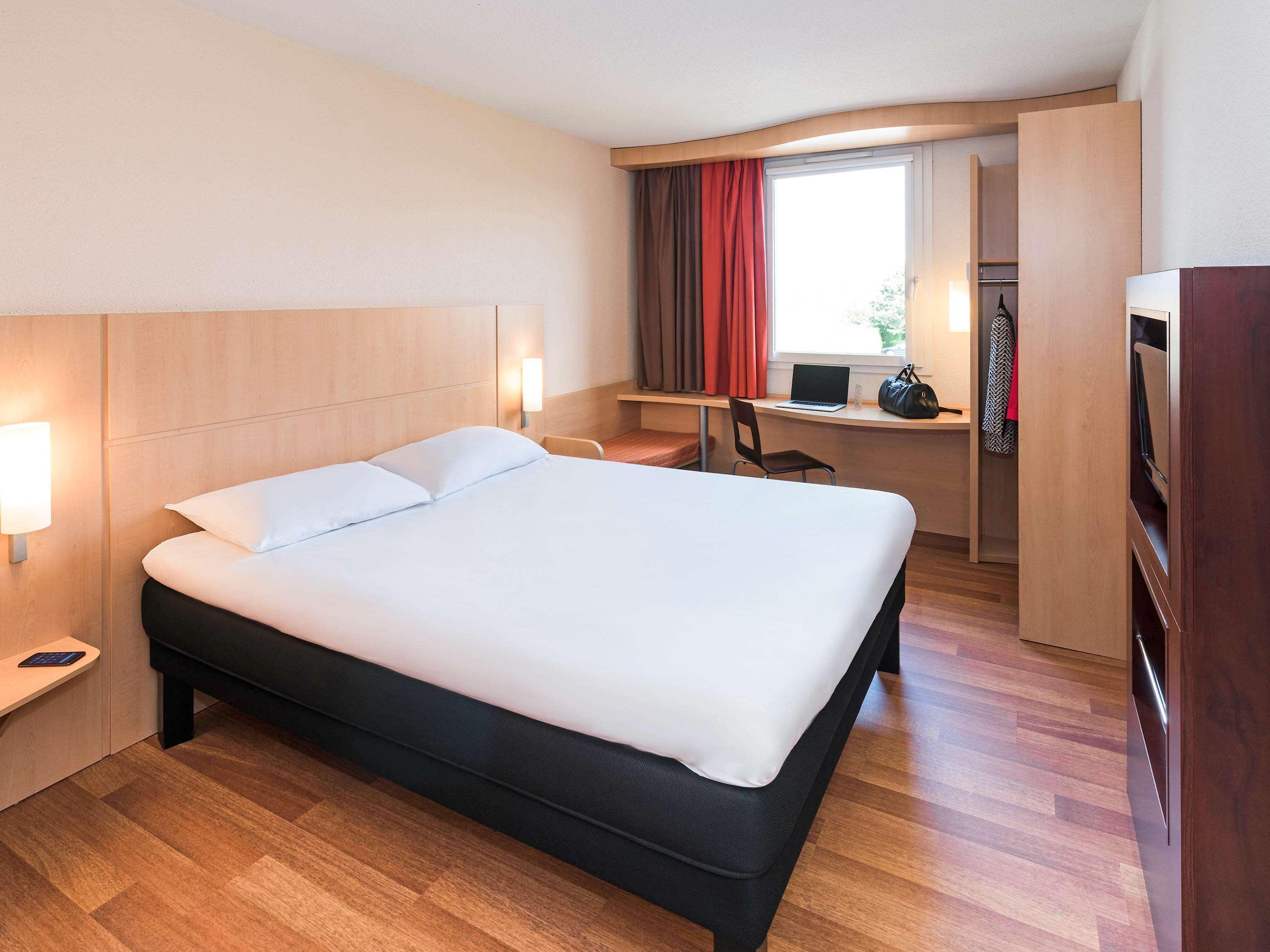 Hotel Ibis Sisteron Exterior foto