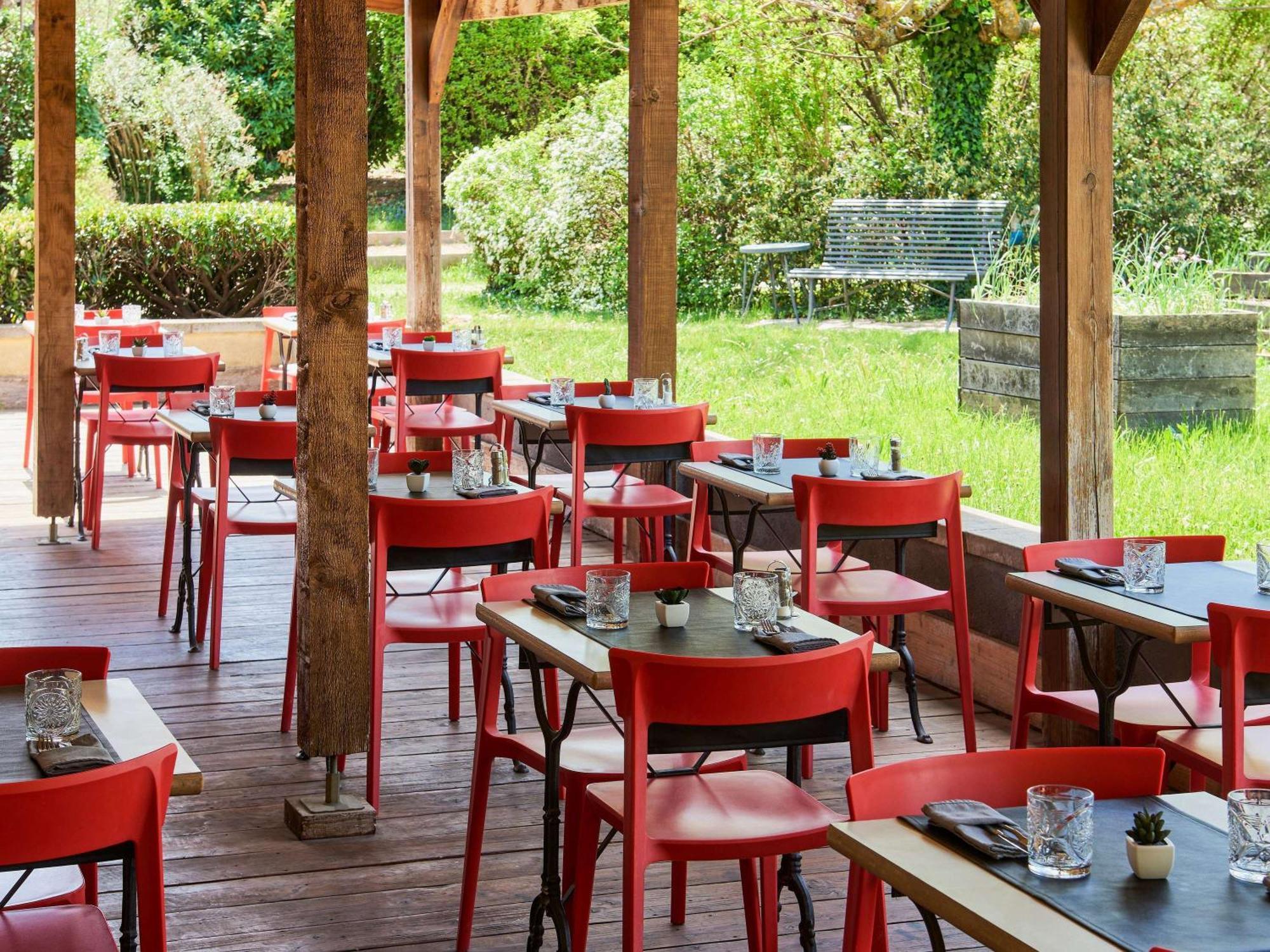 Hotel Ibis Sisteron Exterior foto